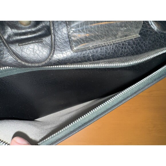 Vintage 14" x 11" European Health Spa Black Leather Gym/Tote Bag VTG 70s - Picture 6 of 10